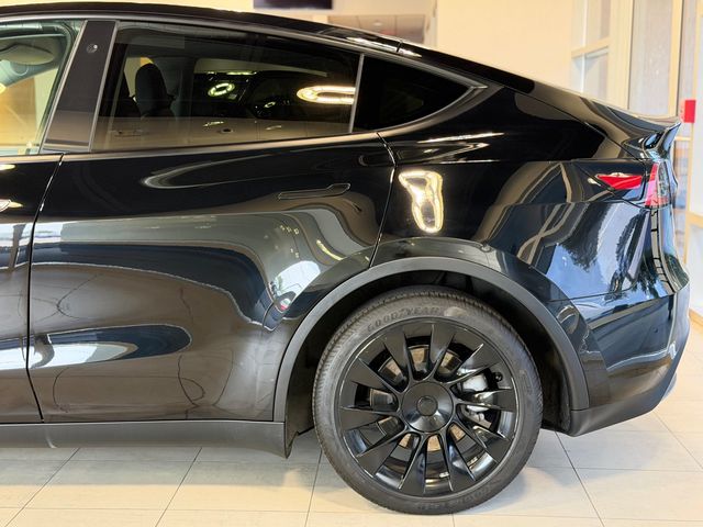 2021 Tesla Model Y Long Range AWD - 23067038 - 8