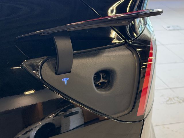 2021 Tesla Model Y Long Range AWD - 23071382 - 29