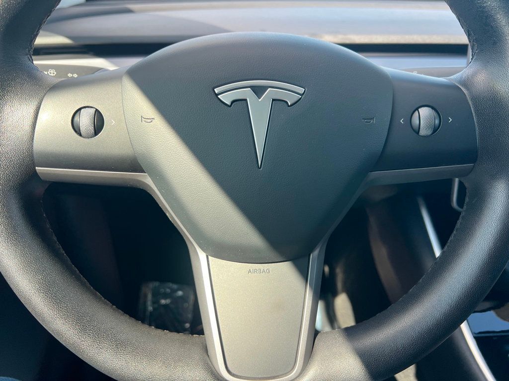 2021 Tesla Model Y Long Range AWD - 22557081 - 10