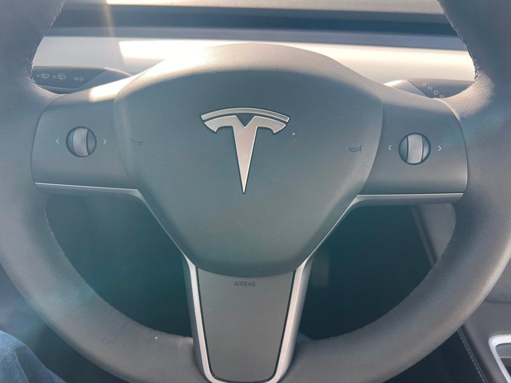 2021 Tesla Model Y Long Range AWD - 22664930 - 9