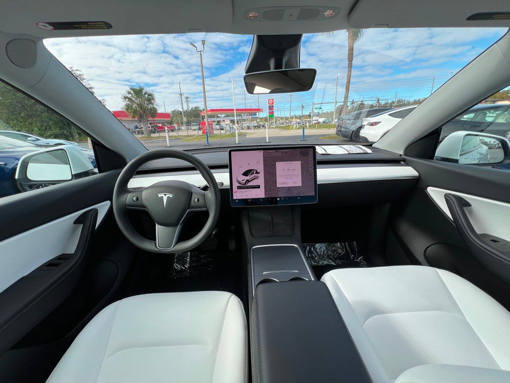 2021 Tesla Model Y Long Range AWD - 22664930 - 17