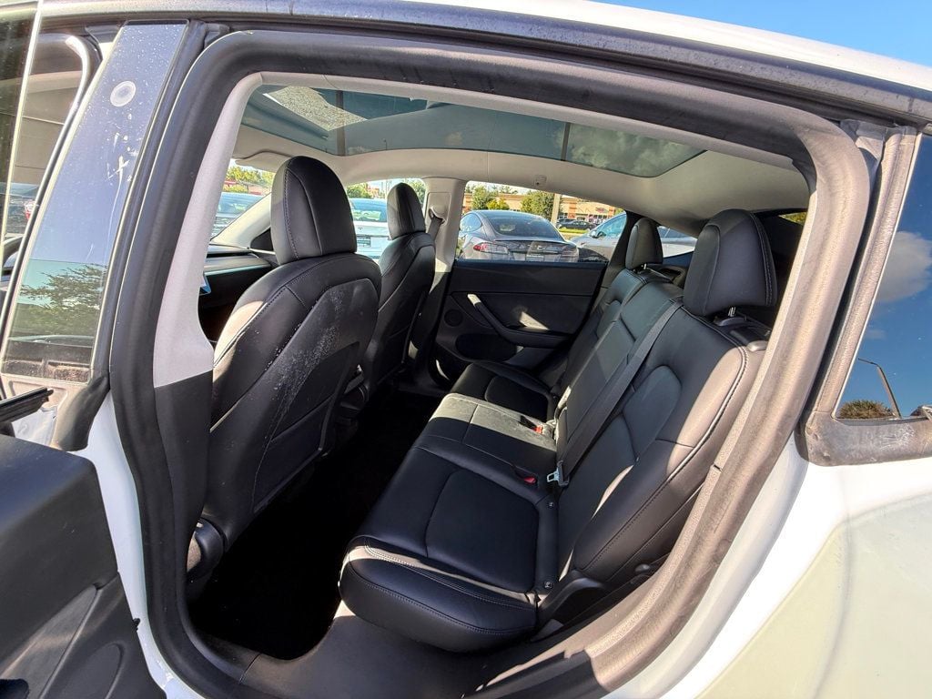 2021 Tesla Model Y Long Range AWD - 22931720 - 9