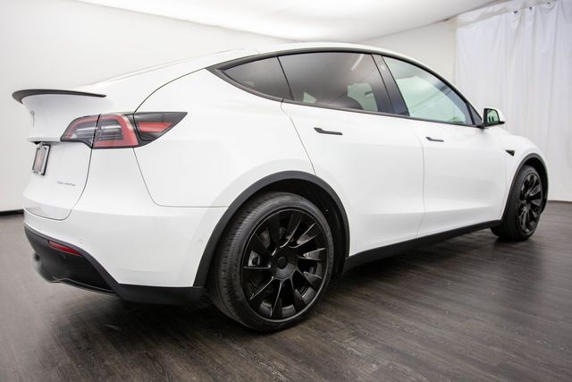 2021 Tesla Model Y Long Range AWD - 22562575 - 31