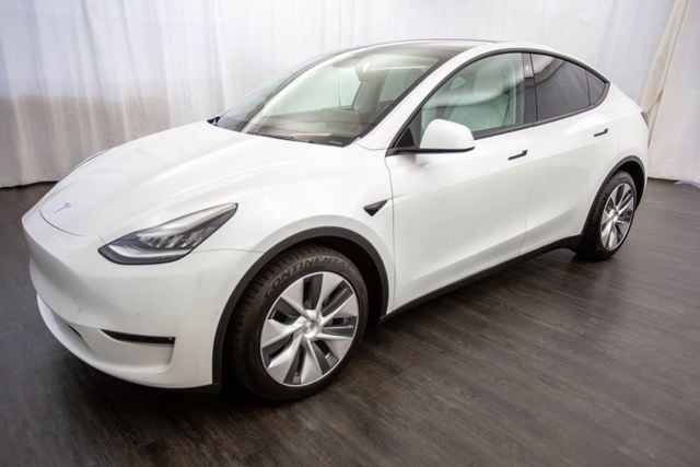 2021 Tesla Model Y Long Range AWD - 22588325 - 2