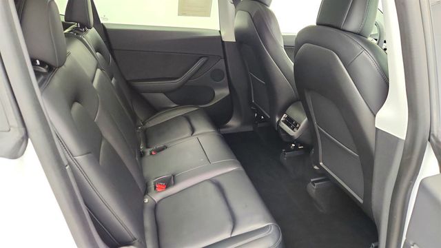 2021 Tesla Model Y Long Range AWD - 23016298 - 26