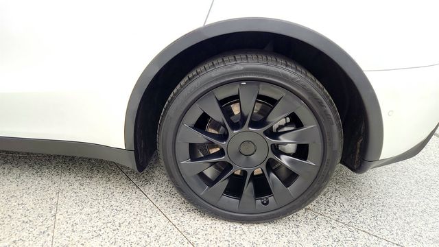 2021 Tesla Model Y Long Range AWD - 23016298 - 8