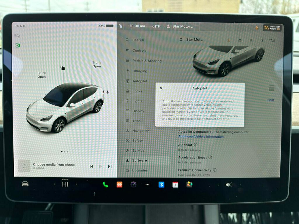 2021 Tesla Model Y Long Range AWD - 22224044 - 40