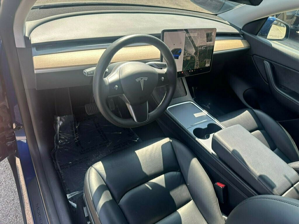 2021 Tesla Model Y Long Range AWD - 22527623 - 11