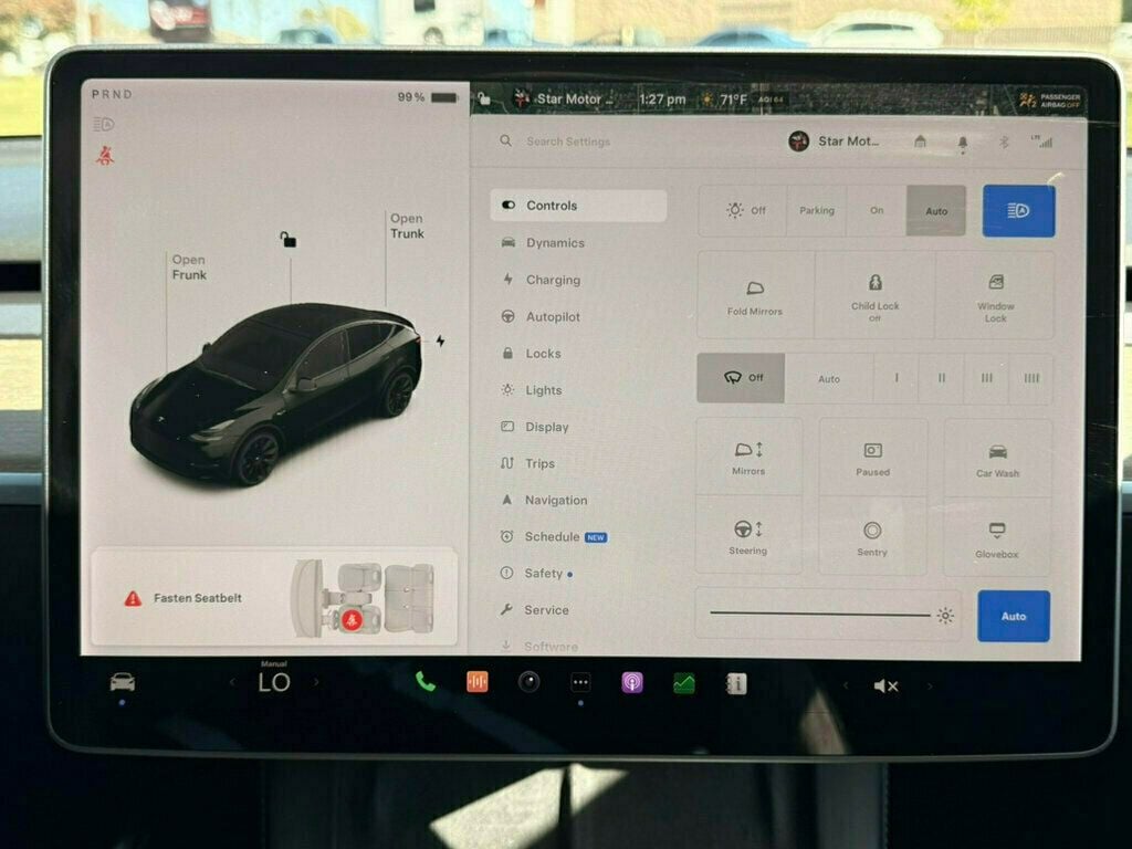 2021 Tesla Model Y Long Range AWD - 22623559 - 32