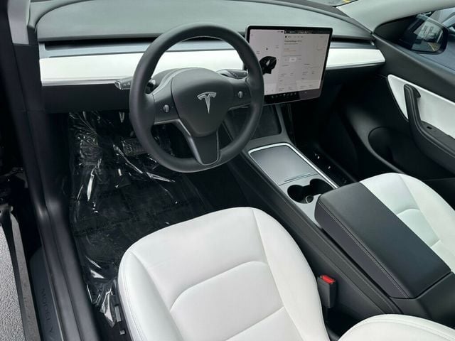 2021 Tesla Model Y Long Range AWD - 23058376 - 8