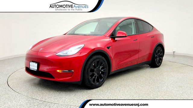 2021 Tesla Model Y Long Range AWD w/ 20'' Wheels, 15'' Touchscreen & Panoramic Roof - 22997422 - 0