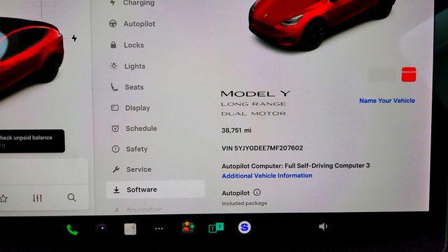 2021 Tesla Model Y Long Range AWD w/ 20'' Wheels, 15'' Touchscreen & Panoramic Roof - 22997422 - 13