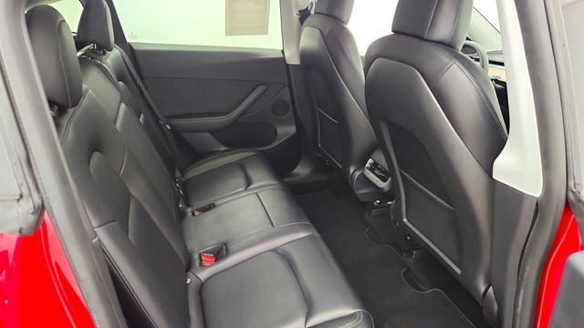 2021 Tesla Model Y Long Range AWD w/ 20'' Wheels, 15'' Touchscreen & Panoramic Roof - 22997422 - 25