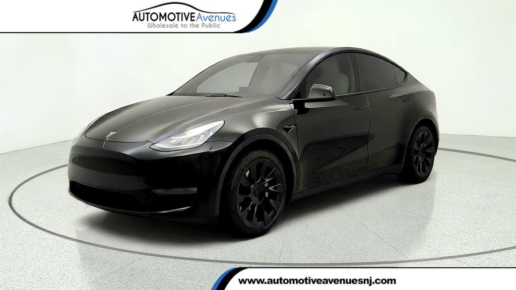 2021 Tesla Model Y Long Range AWD w/ 7-Seat Interior, Accel Boost & 20'' Wheels - 23063227 | Video 1