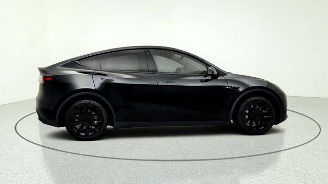2021 Tesla Model Y Long Range AWD w/ 7-Seat Interior, Accel Boost & 20'' Wheels - 23063227 - 3