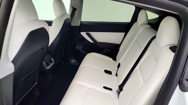 2021 Tesla Model Y Long Range AWD w/ 7 Seat White & Black Premium Interior - 23003593 - 25