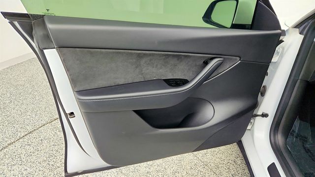 2021 Tesla Model Y Long Range AWD w/ Acceleration Boost - 23000099 - 10