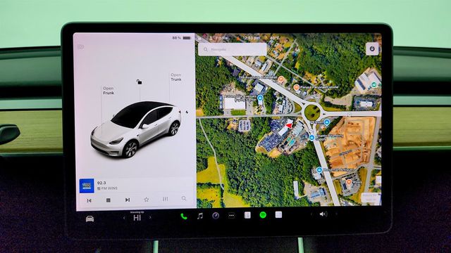 2021 Tesla Model Y Long Range AWD w/ Acceleration Boost & Aerodynamic Wheel Pkg - 23041499 - 22