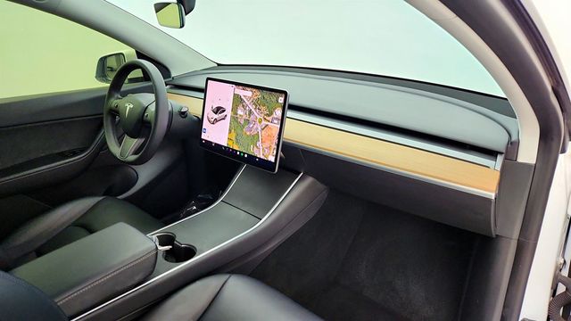 2021 Tesla Model Y Long Range AWD w/ Acceleration Boost & Aerodynamic Wheel Pkg - 23041499 - 29