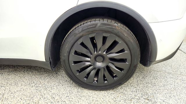 2021 Tesla Model Y Long Range AWD w/ Acceleration Boost & Aerodynamic Wheel Pkg - 23041499 - 8