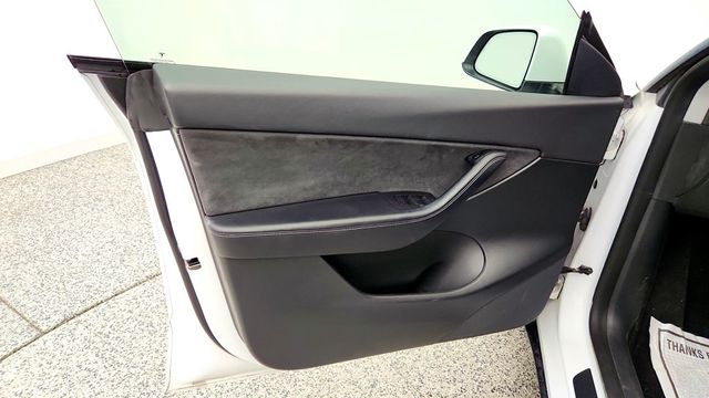 2021 Tesla Model Y Long Range AWD w/ Acceleration Boost & Premium Connectivity - 23038136 - 10