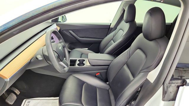 2021 Tesla Model Y Long Range AWD w/ Acceleration Boost & Premium Connectivity - 23038136 - 23