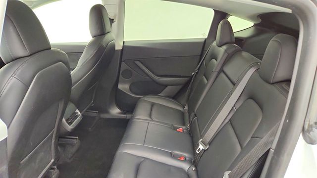 2021 Tesla Model Y Long Range AWD w/ Acceleration Boost & Premium Connectivity - 23038136 - 24