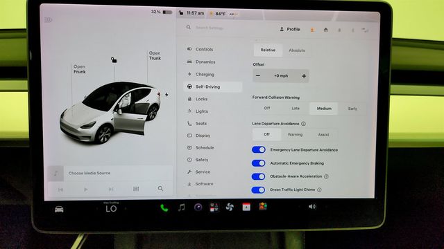 2021 Tesla Model Y Long Range AWD w/ Acceleration Boost & Premium Interior - 23076114 - 20
