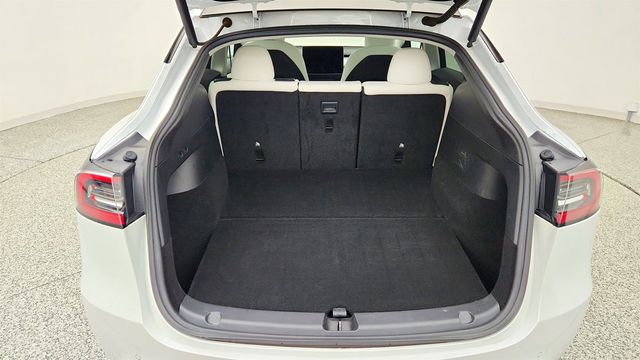 2021 Tesla Model Y Long Range AWD w/ Acceleration Boost & Premium Interior - 23076114 - 26