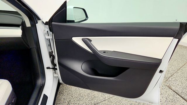 2021 Tesla Model Y Long Range AWD w/ Acceleration Boost & Premium Interior - 23076114 - 30