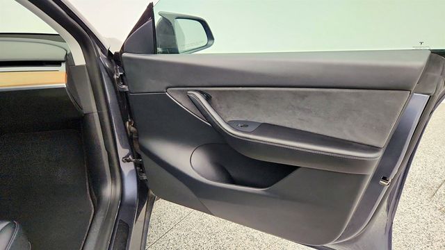 2021 Tesla Model Y Long Range AWD w/ Full Self Driving, 7 Seat Int. & 20’’ Wheels - 23009185 - 29