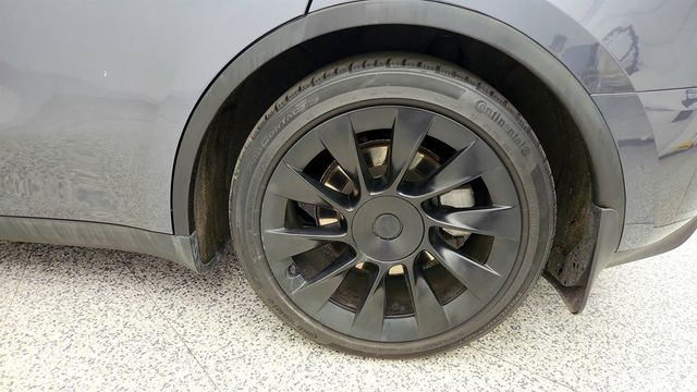 2021 Tesla Model Y Long Range AWD w/ Full Self Driving, 7 Seat Int. & 20’’ Wheels - 23009185 - 8