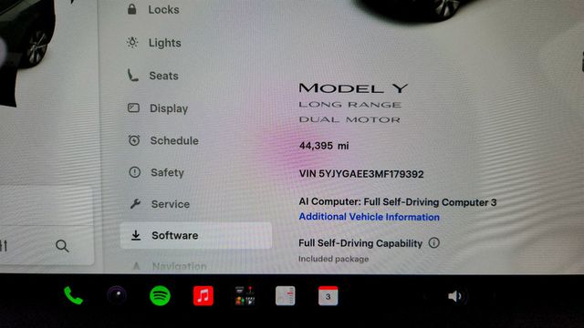 2021 Tesla Model Y Long Range AWD w/ White/Black 7-Seat Interior - 23061679 - 13