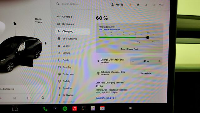 2021 Tesla Model Y Long Range AWD w/ White/Black 7-Seat Interior - 23061679 - 18