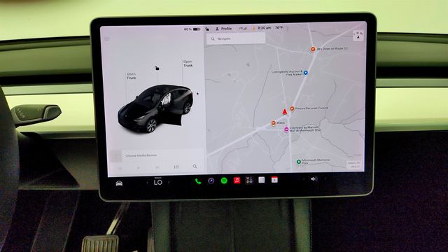 2021 Tesla Model Y Long Range AWD w/ White/Black 7-Seat Interior - 23061679 - 22