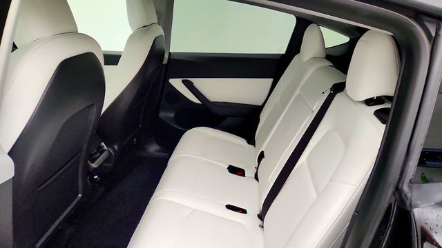 2021 Tesla Model Y Long Range AWD w/ White/Black 7-Seat Interior - 23061679 - 25