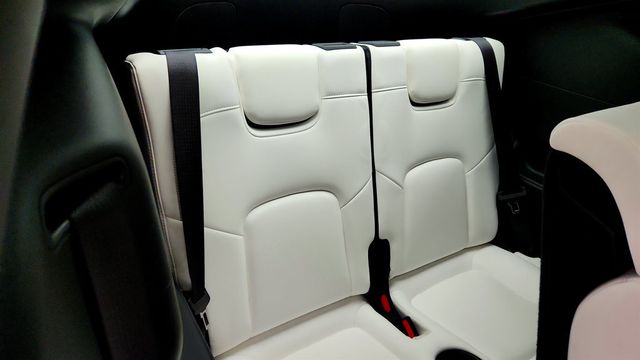 2021 Tesla Model Y Long Range AWD w/ White/Black 7-Seat Interior - 23061679 - 27