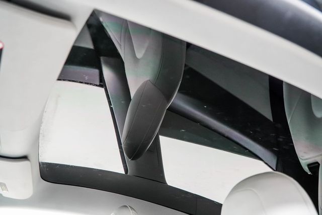 2021 Tesla Model Y Performance AWD - 22956649 - 37