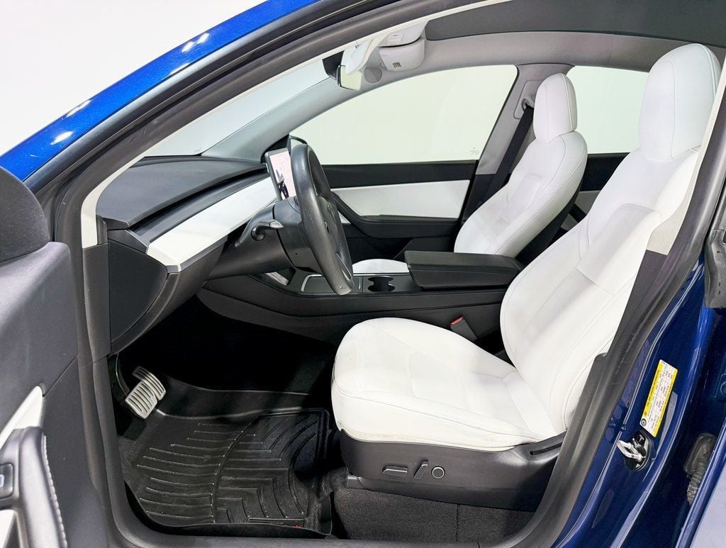 2021 Tesla Model Y Performance photo 18