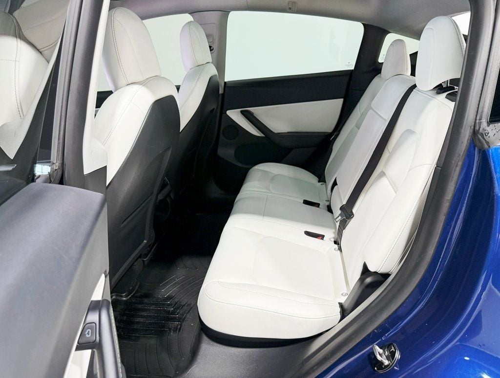 2021 Tesla Model Y Performance photo 24