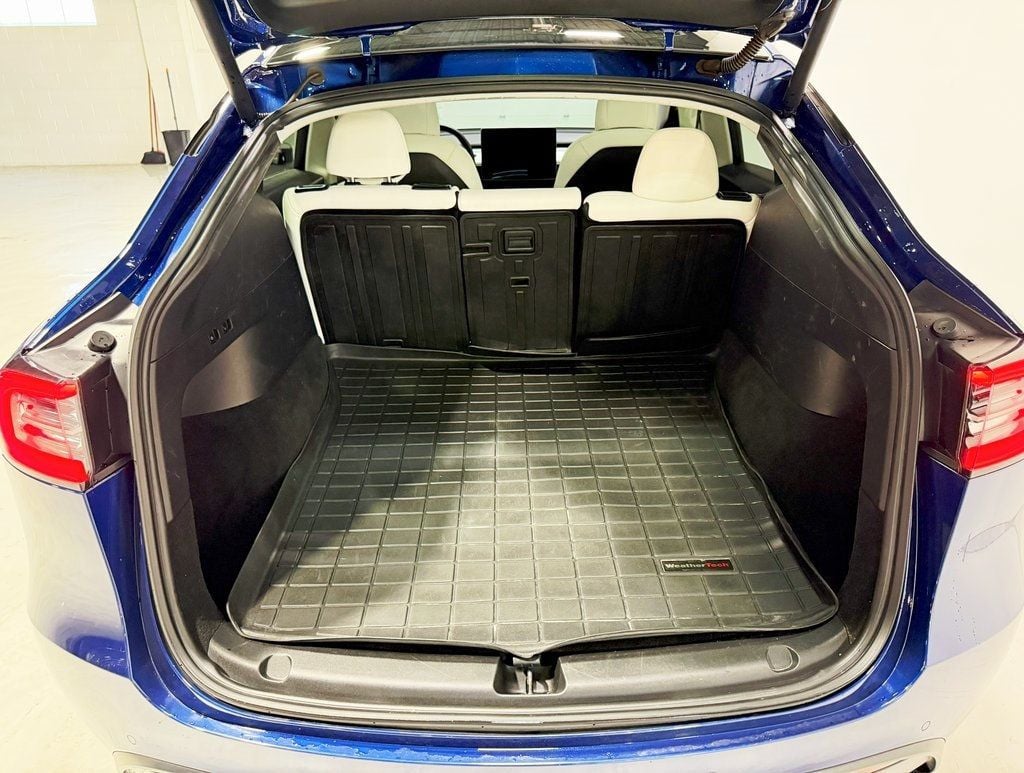 2021 Tesla Model Y Performance photo 27