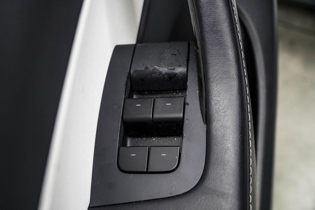 2021 Tesla Model Y Performance AWD - 23019725 - 27