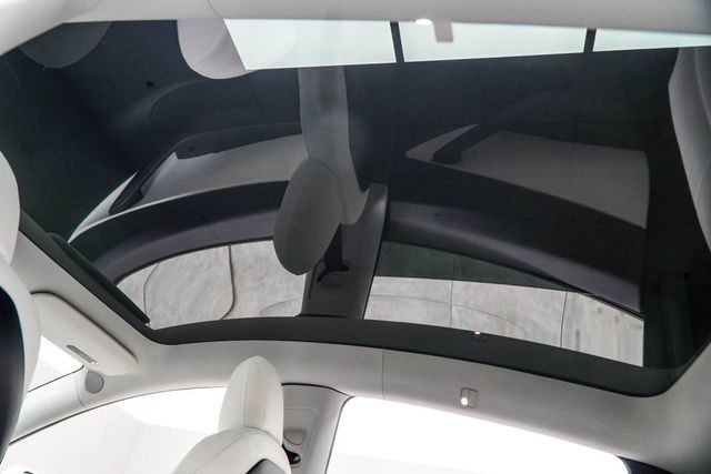 2021 Tesla Model Y Performance AWD - 23019725 - 33