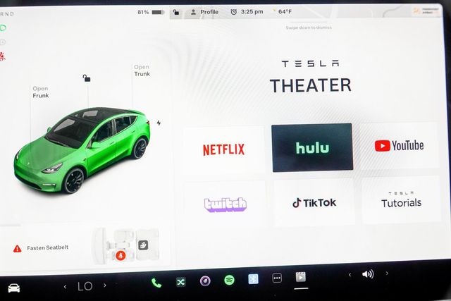 2021 Tesla Model Y Performance AWD - 22984484 - 21