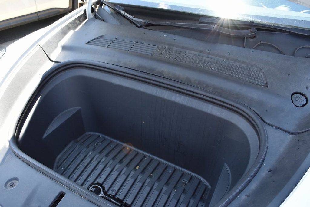 2021 Tesla Model Y Performance photo 32