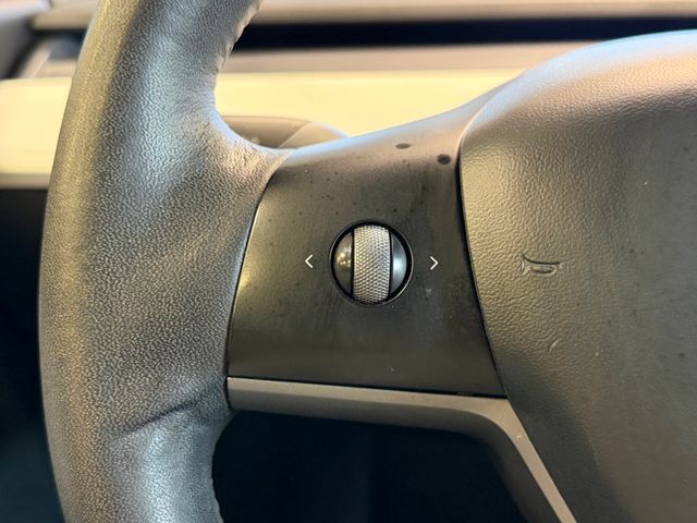 2021 Tesla Model Y Performance AWD - 23009194 - 24