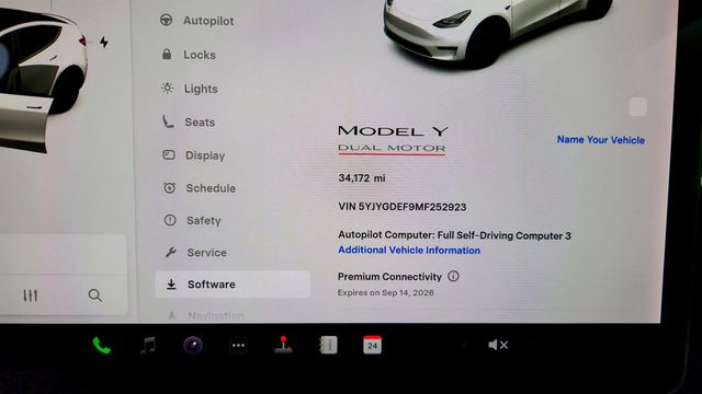 2021 Tesla Model Y Performance AWD - 23070831 - 11