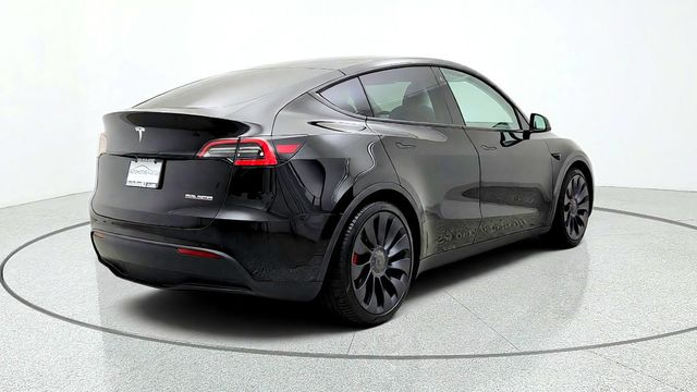 2021 Tesla Model Y Performance AWD w/ White & Black Premium Interior - 23091447 - 4