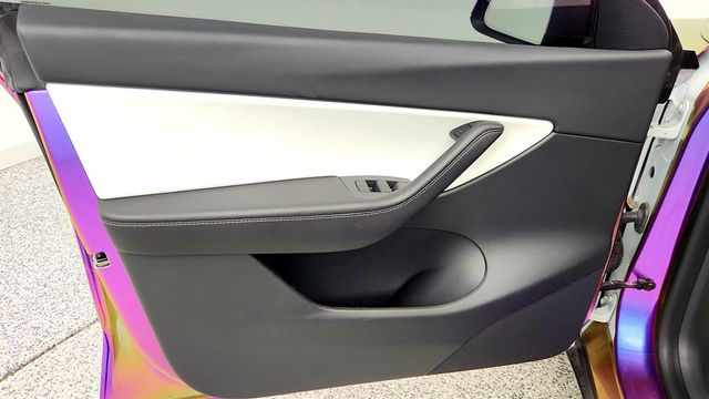 2021 Tesla Model Y Performance AWD w/ White & Black Premium Interior - 23019163 - 10