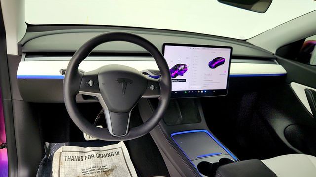 2021 Tesla Model Y Performance AWD w/ White & Black Premium Interior - 23019163 - 11